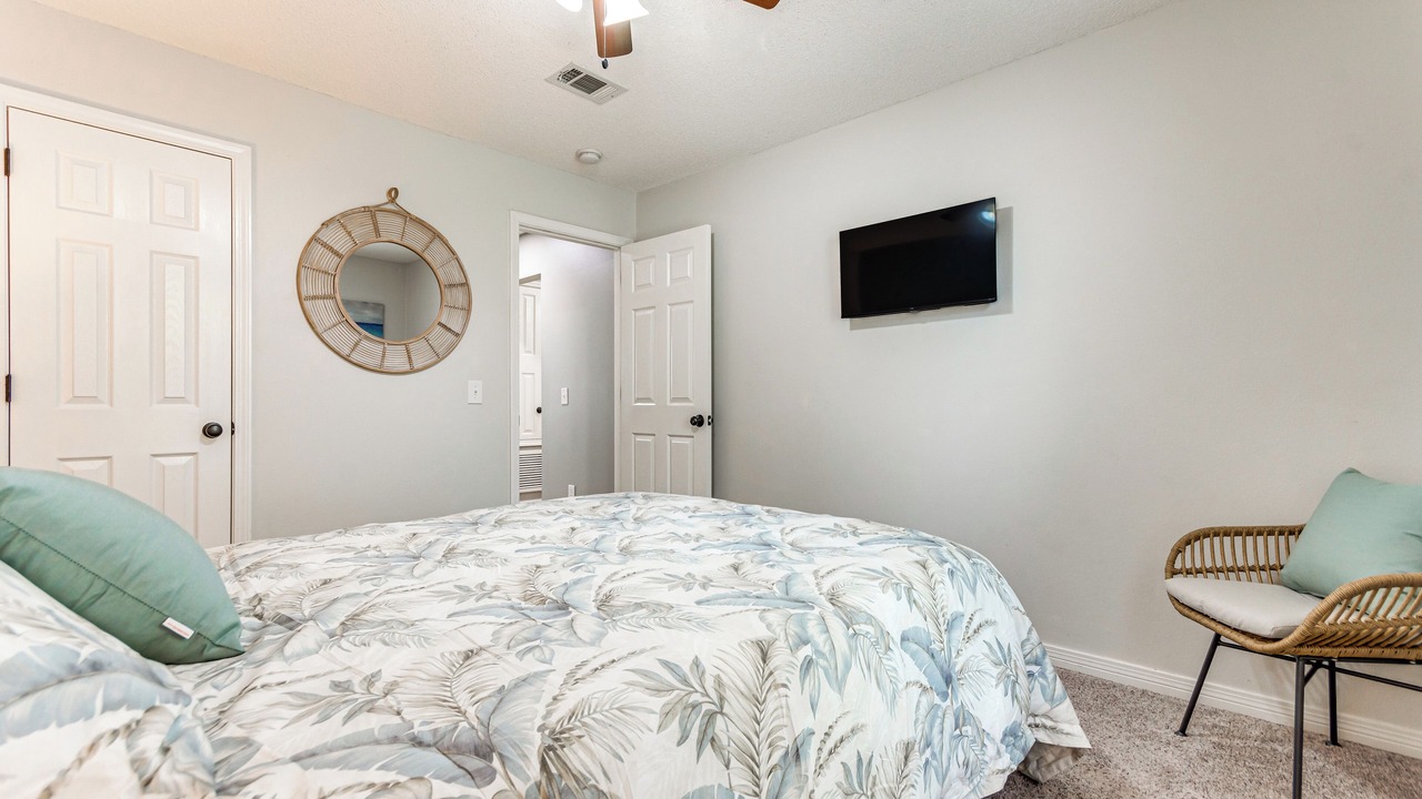 Photo of Bedroom in Ono Island