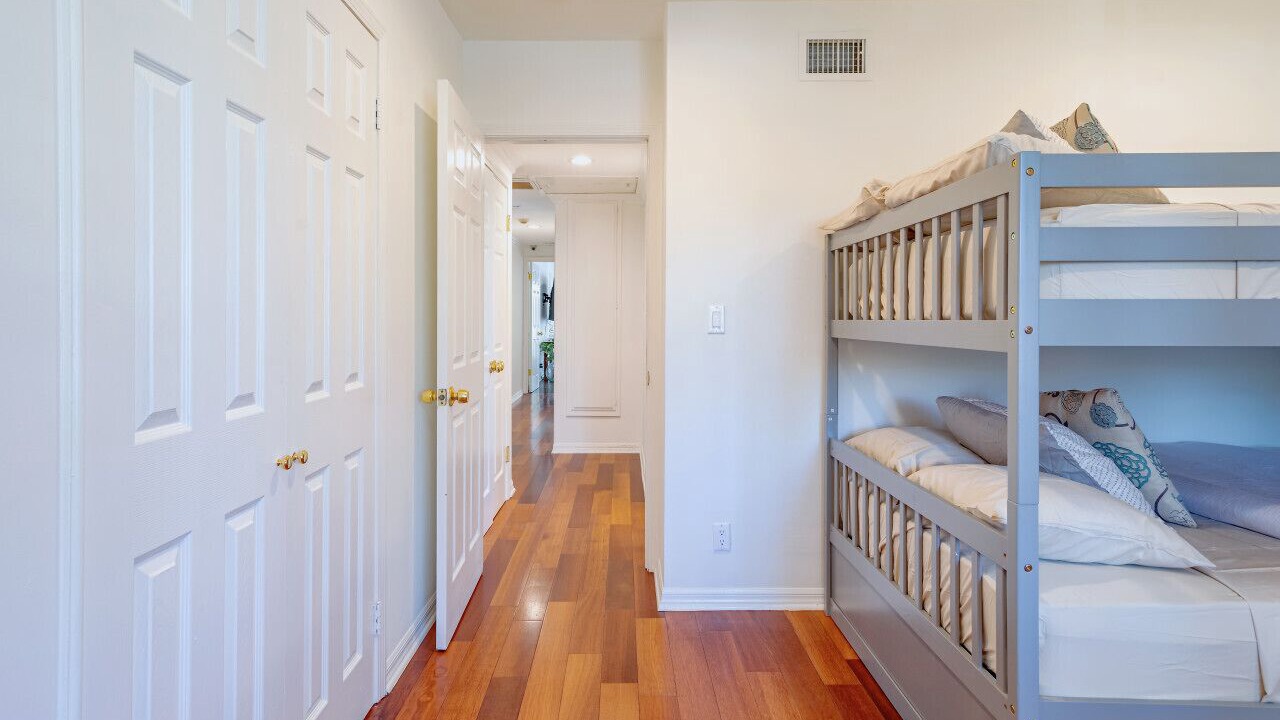Photo of Bedroom in North Hollywood