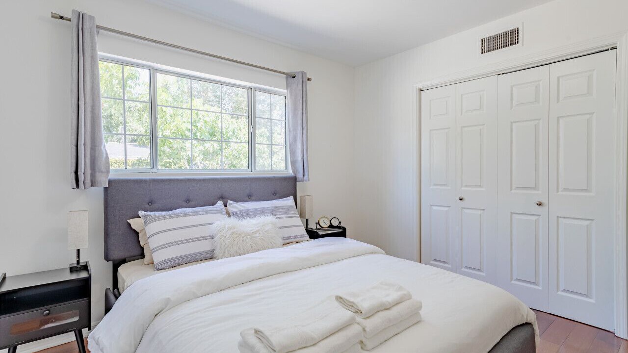 Photo of Bedroom in North Hollywood