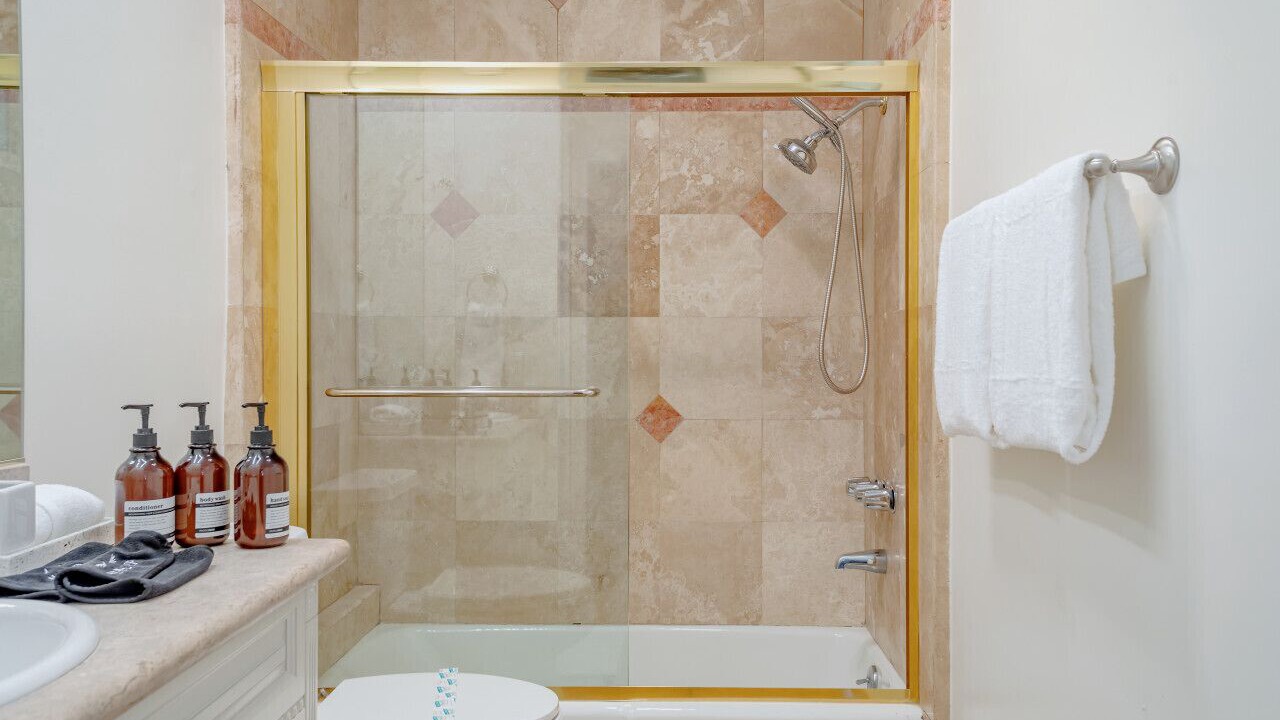 Photo of Bathroom in North Hollywood