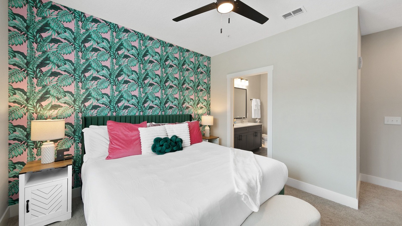 Photo of Bedroom in Deerwood