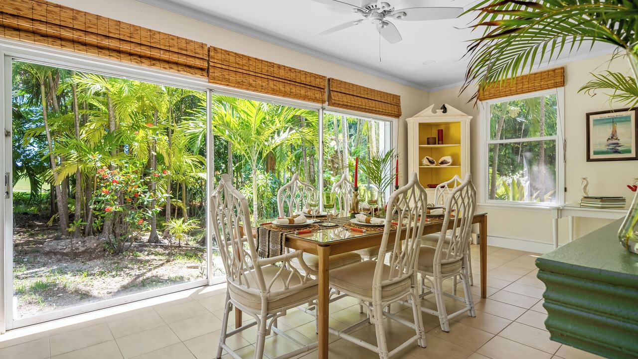 Photo of Bedroom in Lyford Cay