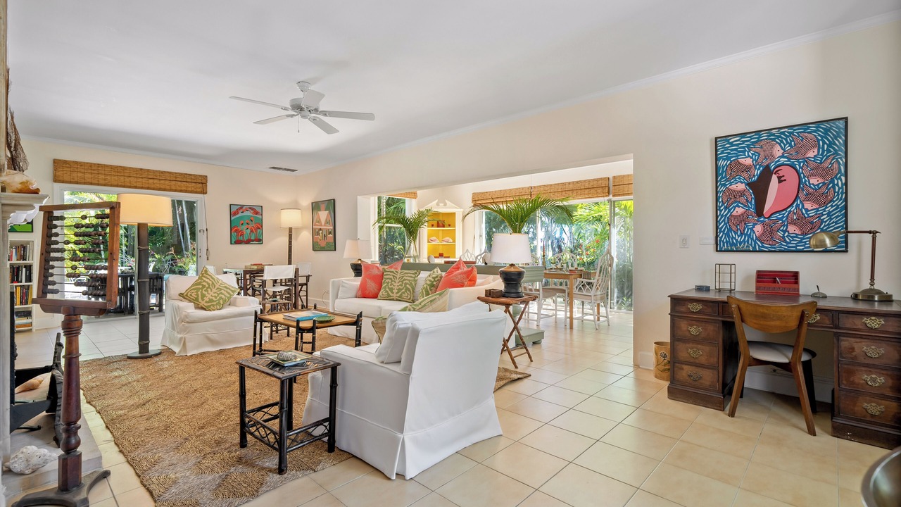 Photo of Bedroom in Lyford Cay