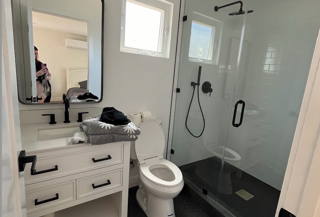 Photo of Bathroom in Miracle Mile