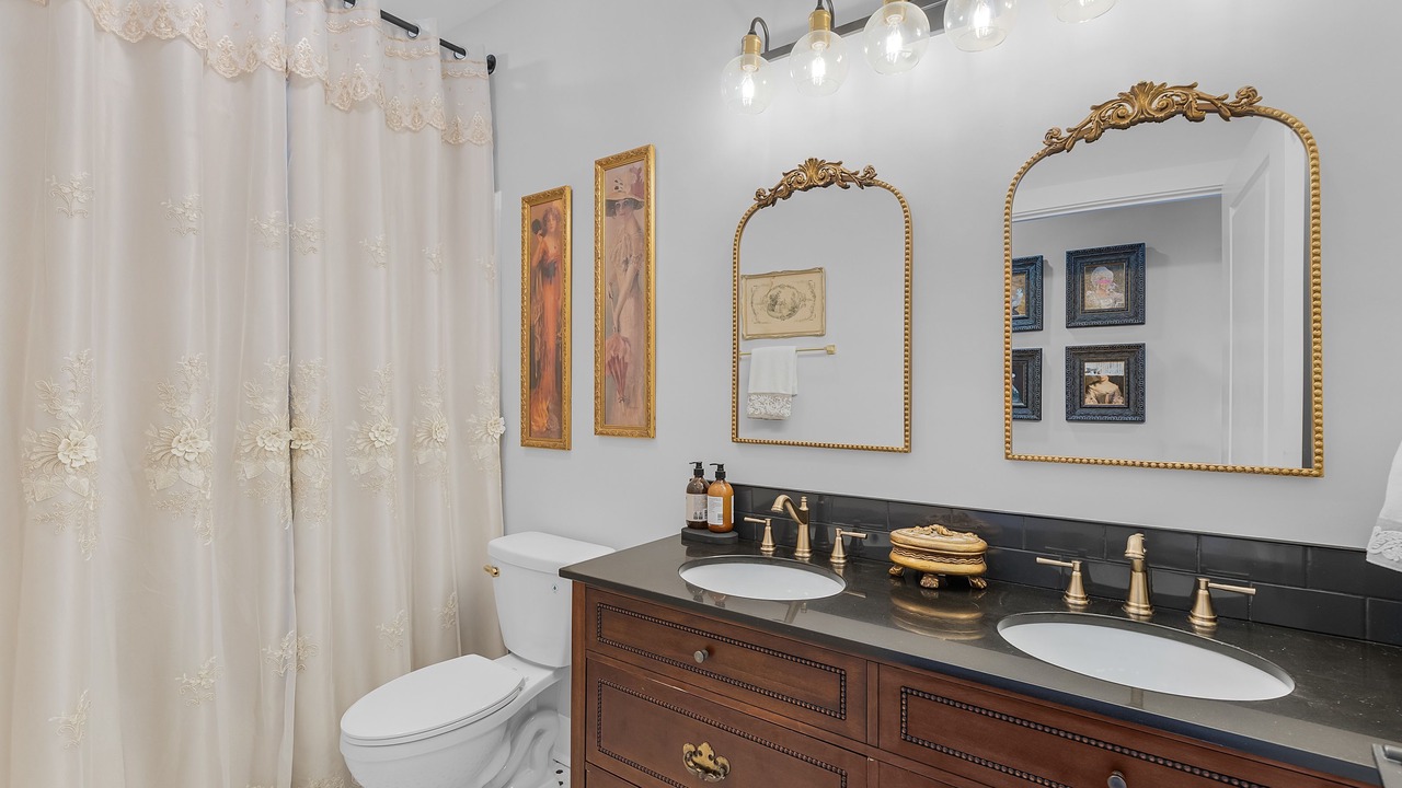 Photo of Bathroom in Biloxi