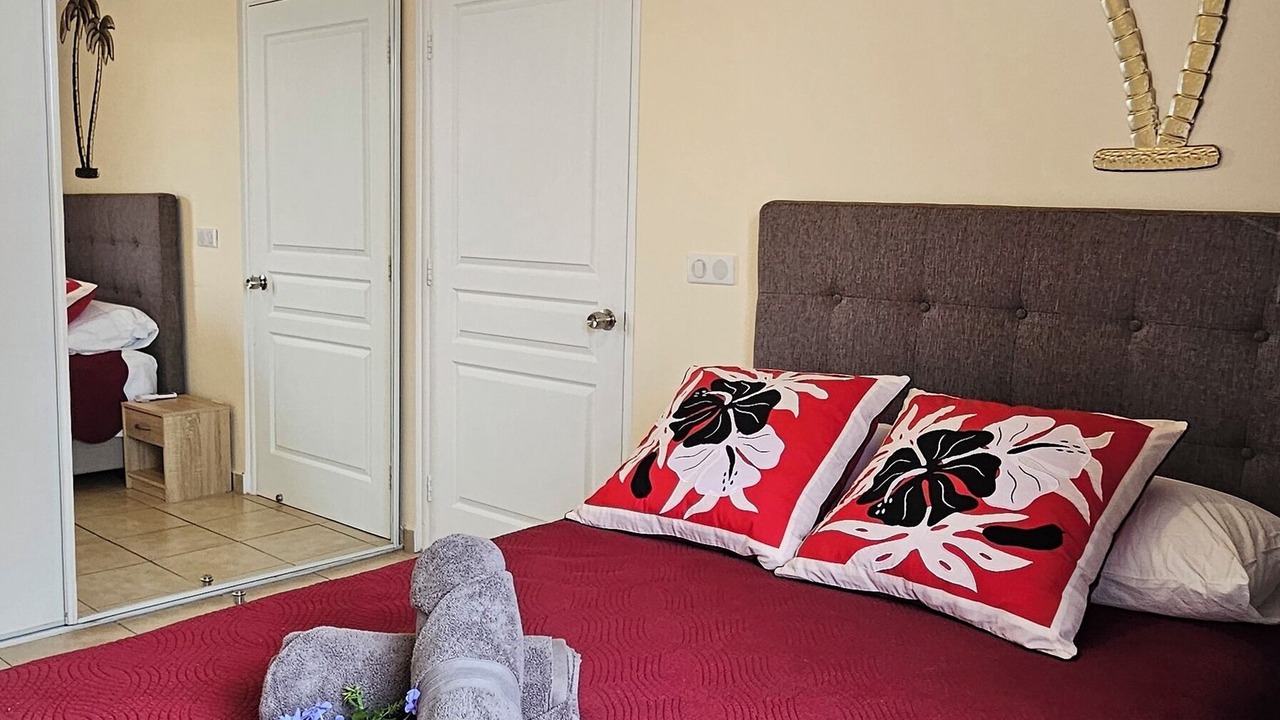 Photo of Bedroom in Paea