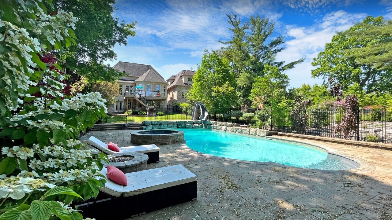 Photo of Outdoor in Richmond Hill