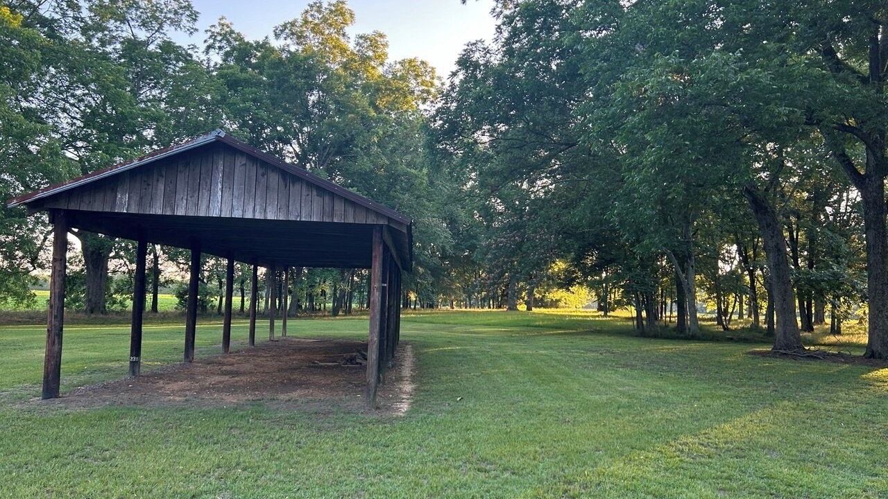 Photo of Outdoor in Marion