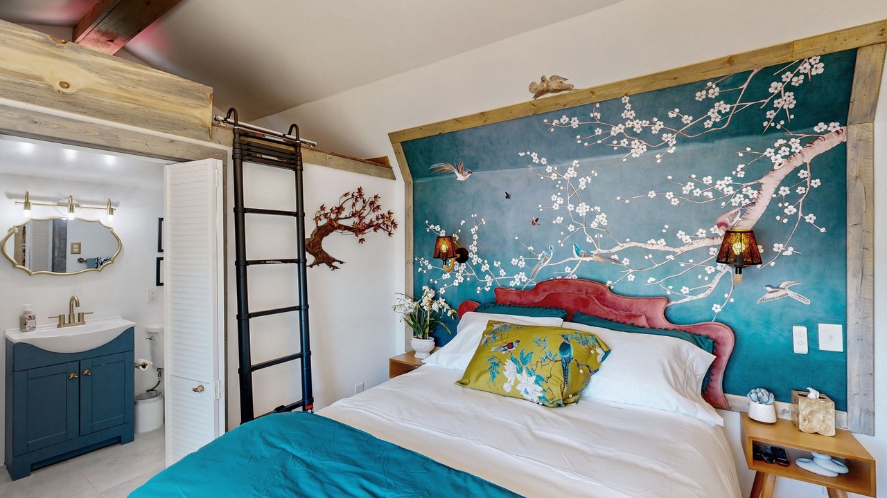 Photo of Bedroom in Delta