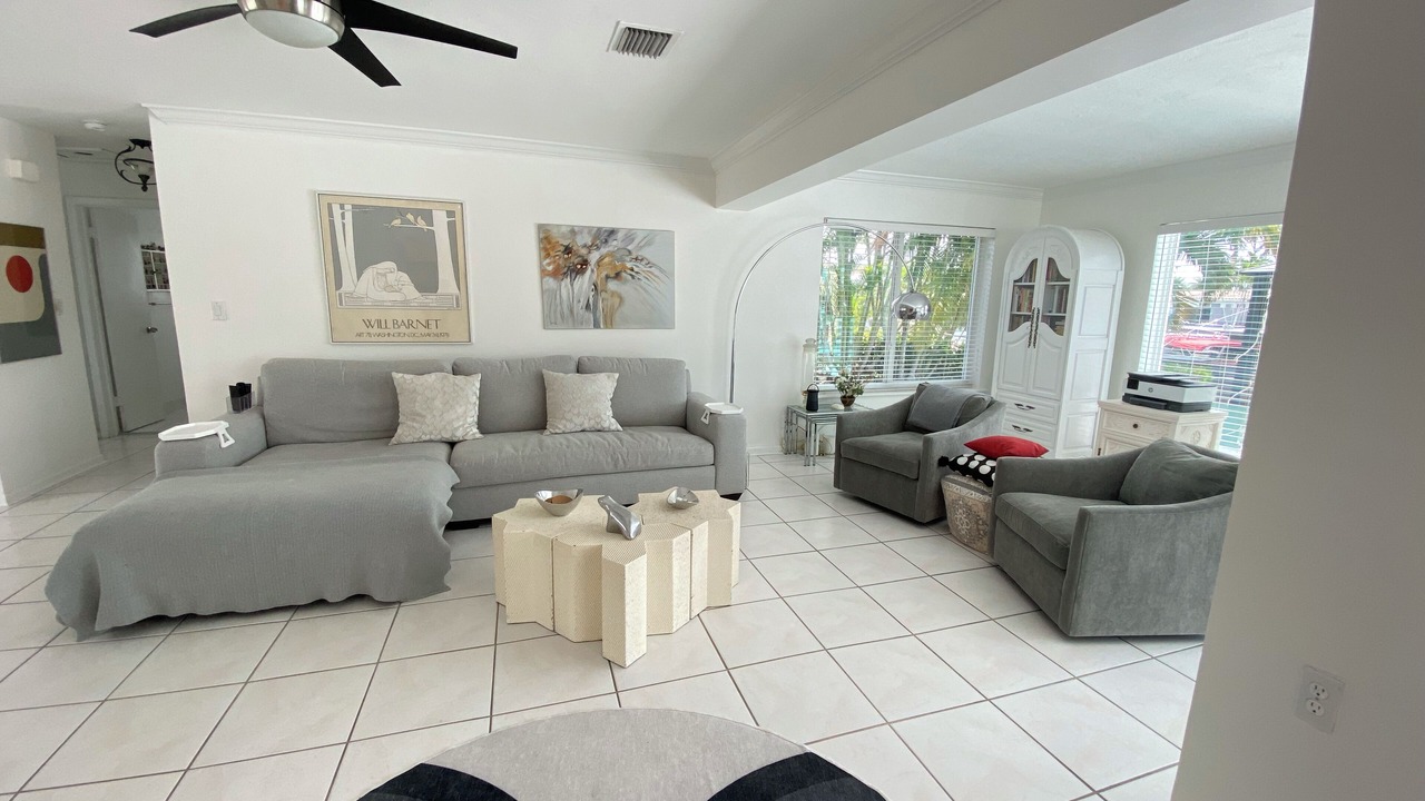 Photo of Livingroom in Garden Isles