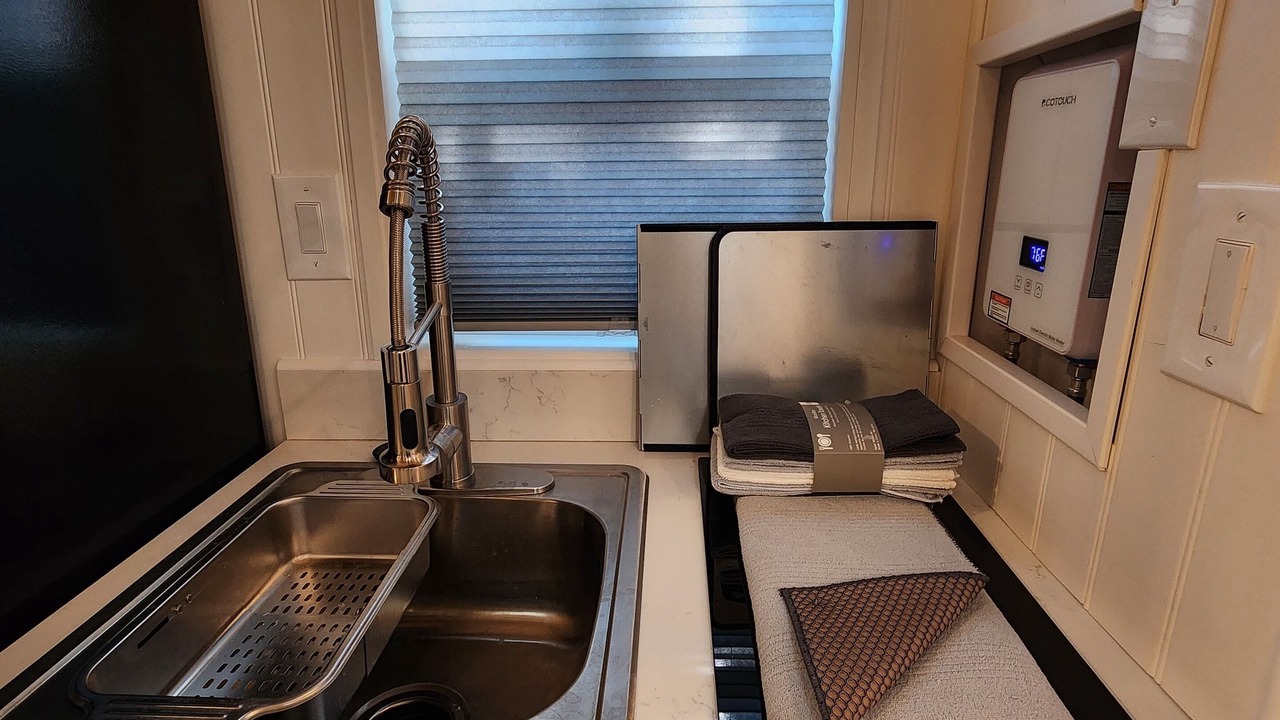 Photo of Kitchen in Woodland Hills