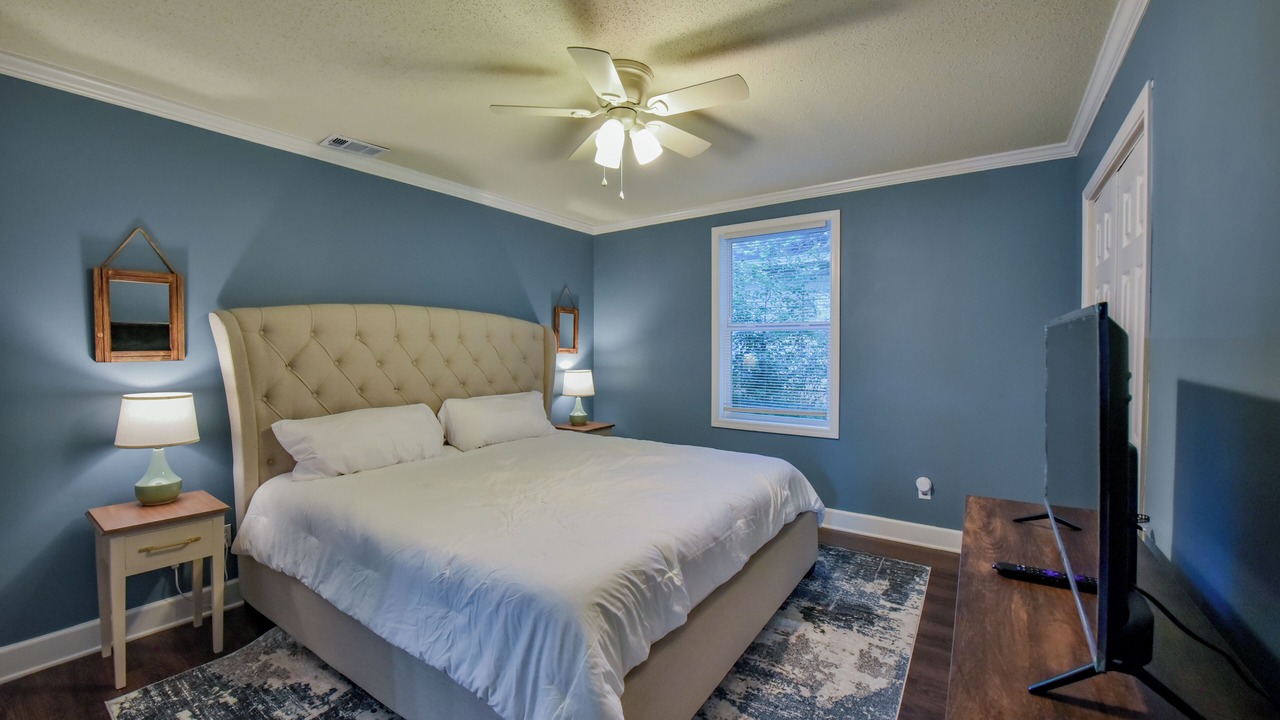 Photo of Bedroom in Tuscaloosa