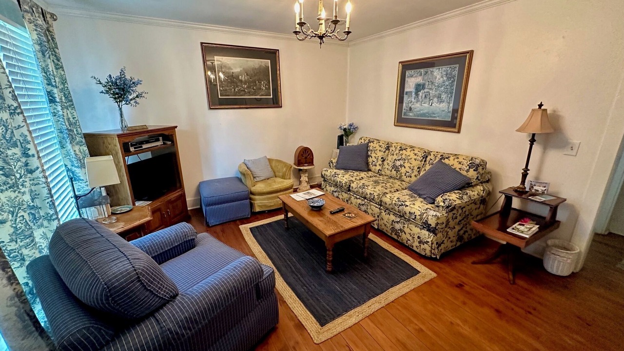 Photo of Livingroom in Holly Springs