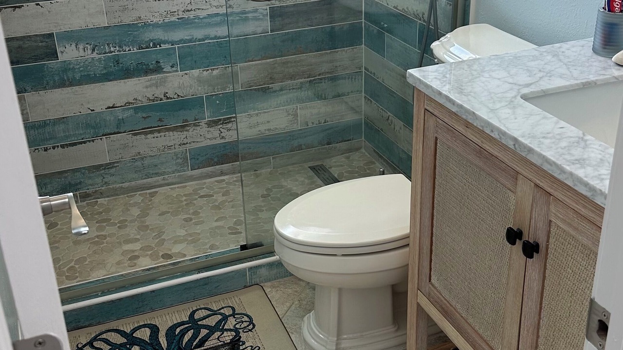 Photo of Bathroom in High Rock