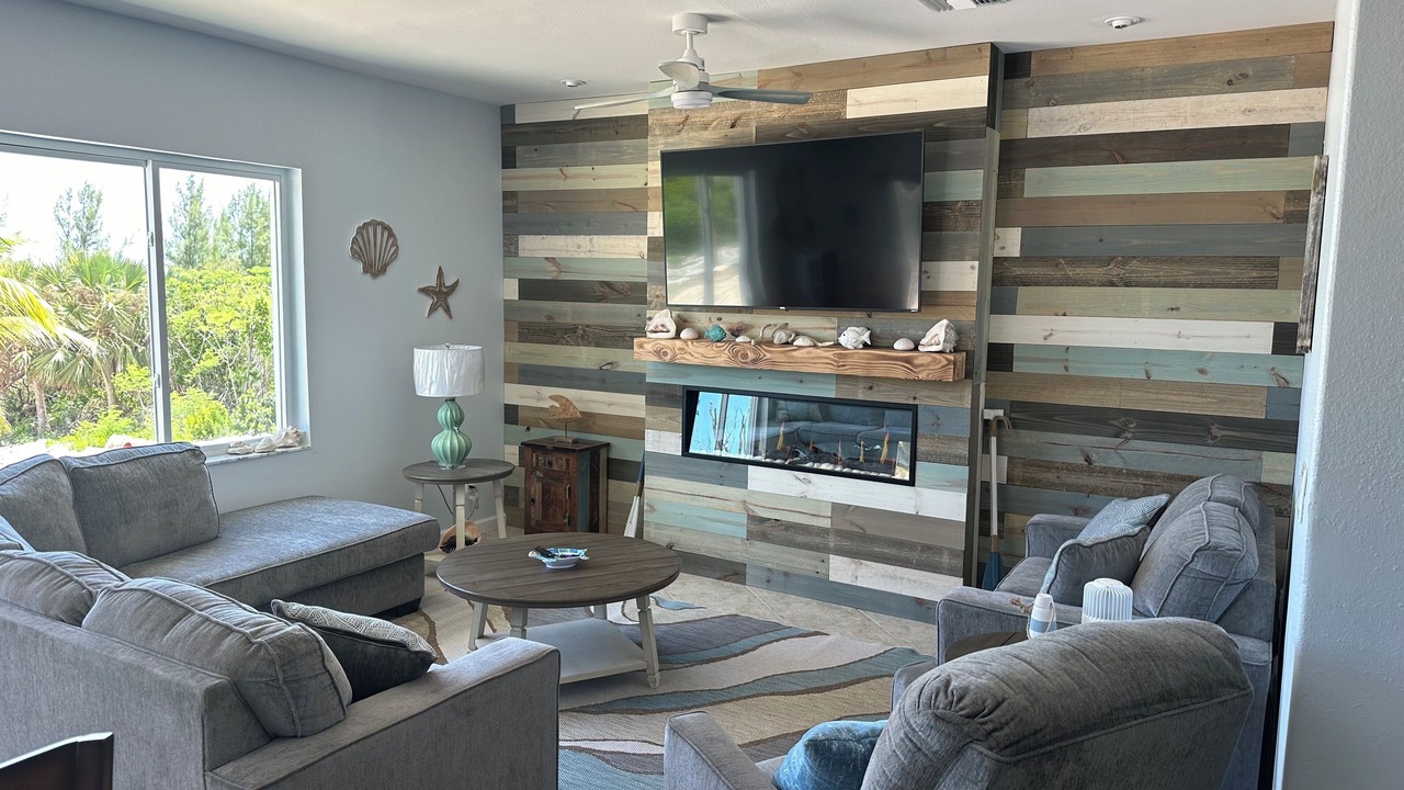 Photo of Livingroom in High Rock