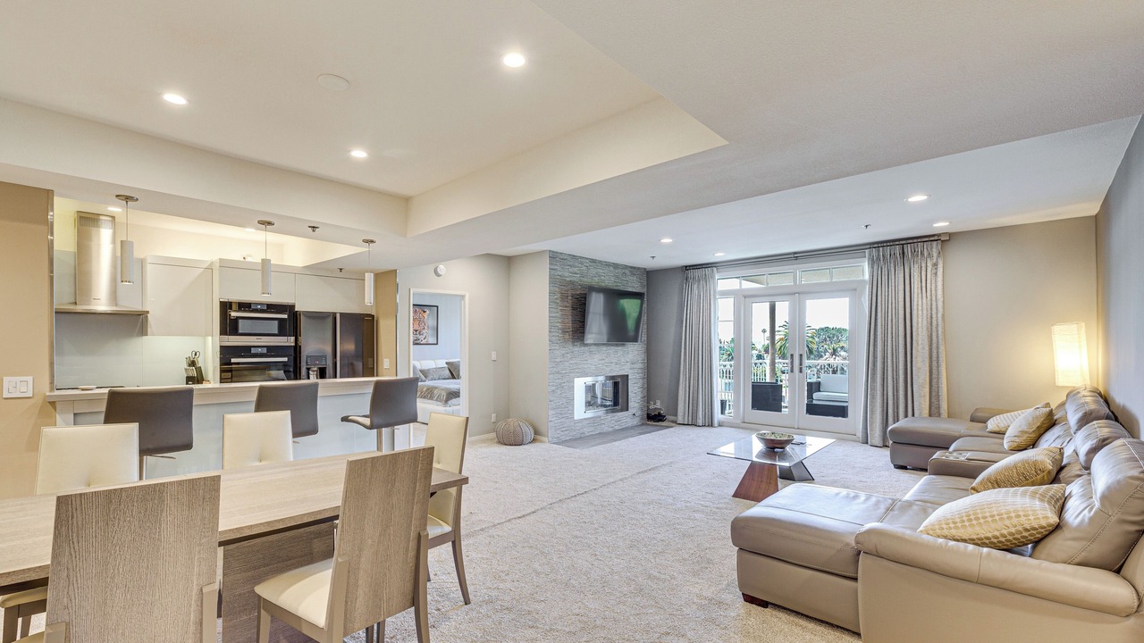Photo of Livingroom in Hollywood Hills