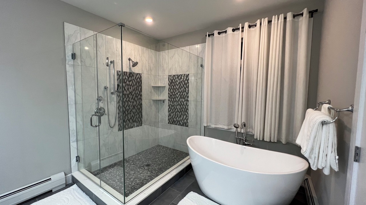 Photo of Bathroom in Palisades Park