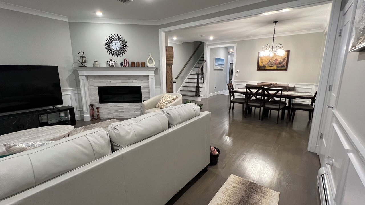 Photo of Livingroom in Palisades Park