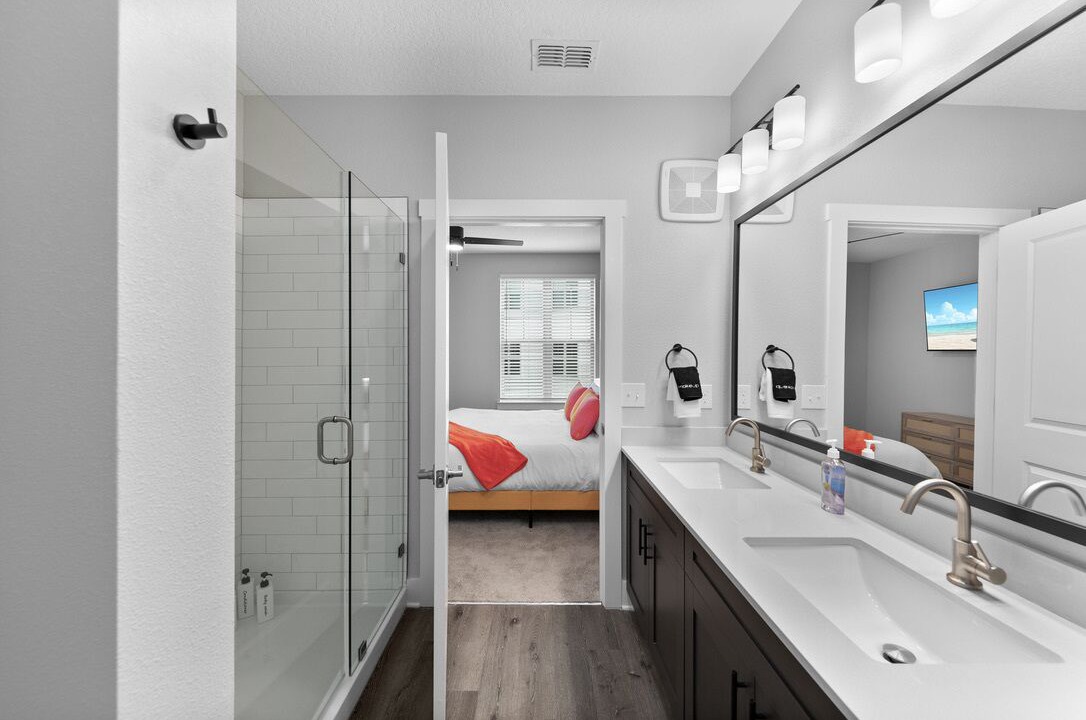 Photo of Bathroom in Deerwood