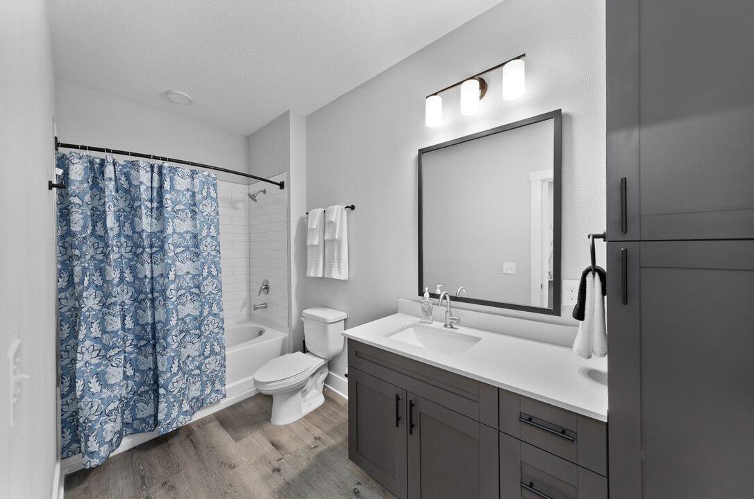 Photo of Bathroom in Deerwood