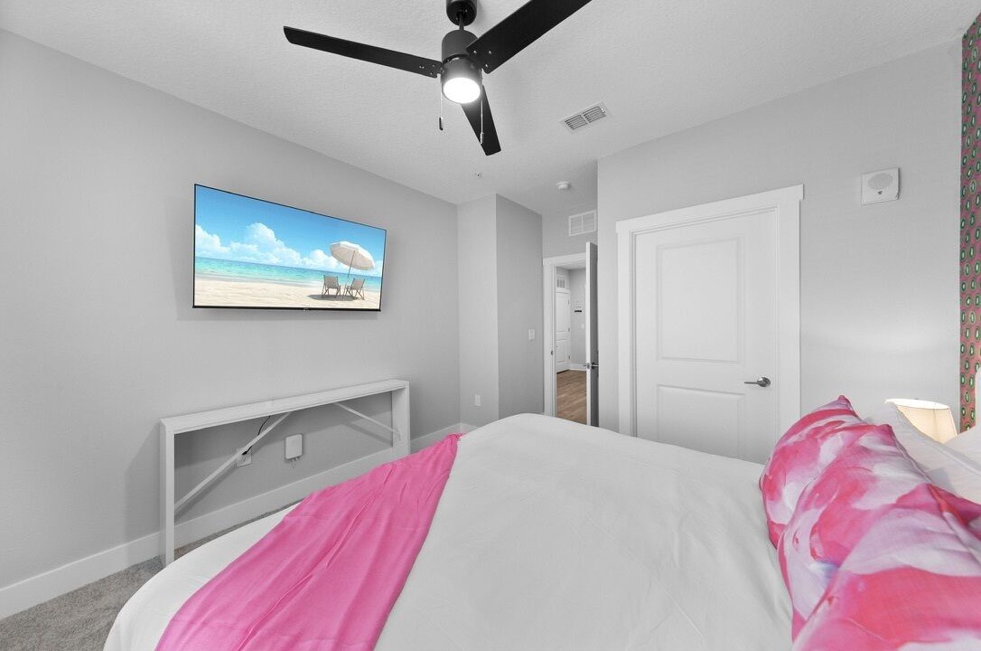 Photo of Bedroom in Deerwood
