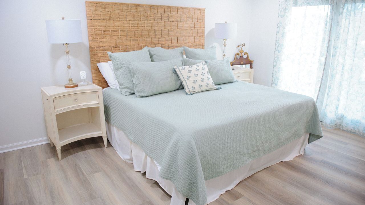 Photo of Bedroom in Northport