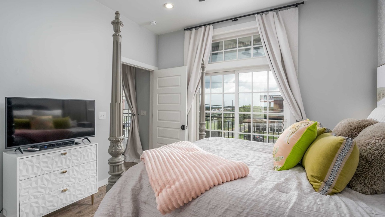 Photo of Bedroom in Tuscaloosa