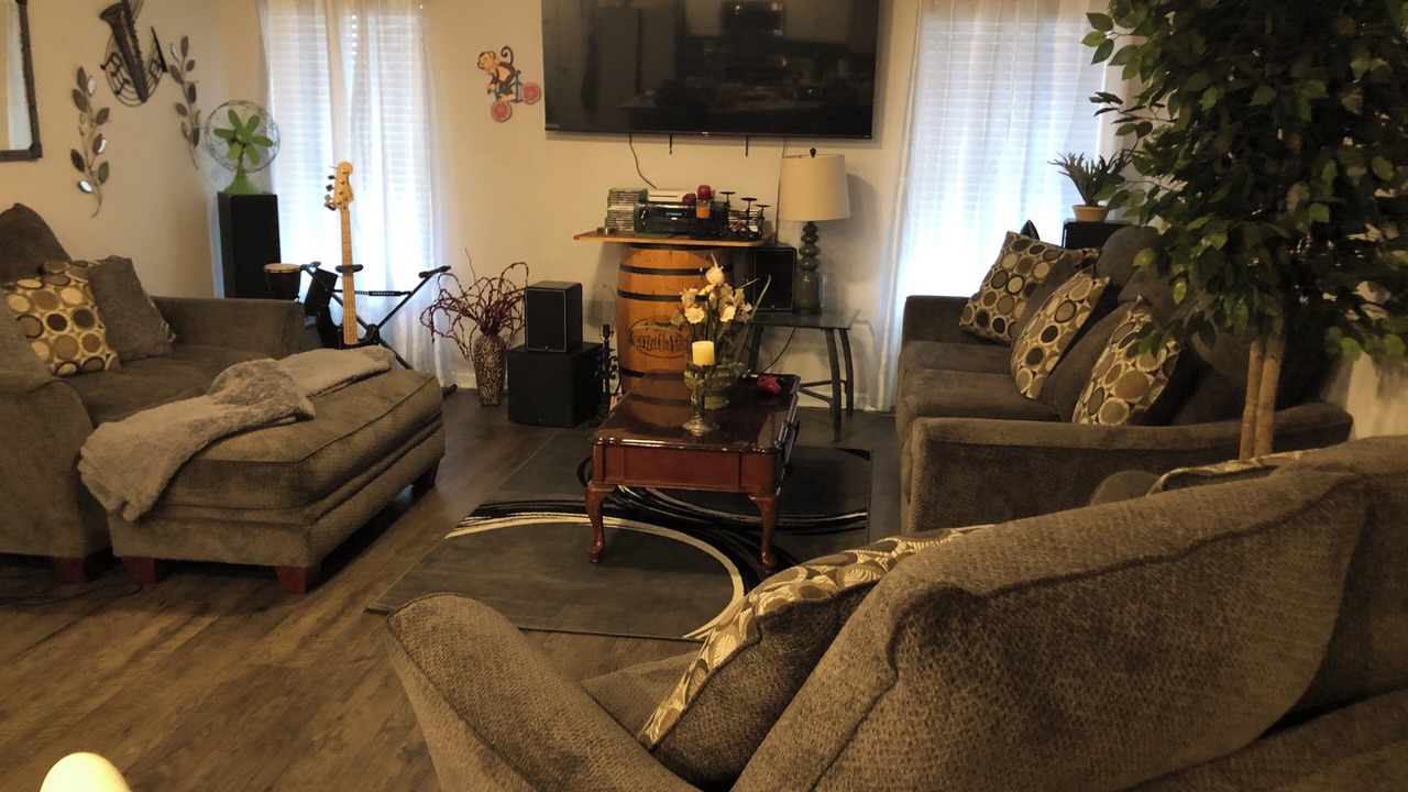 Photo of Livingroom in Tuscaloosa