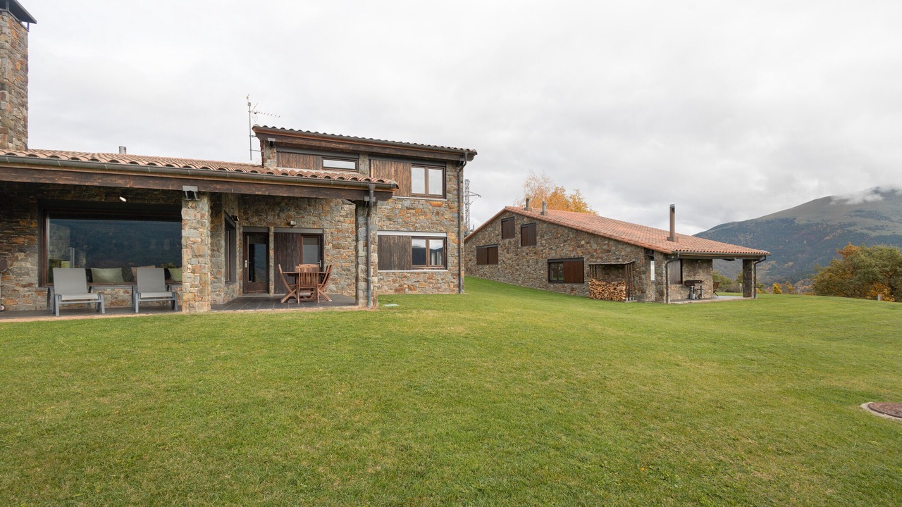 Photo of Outdoor in Campelles