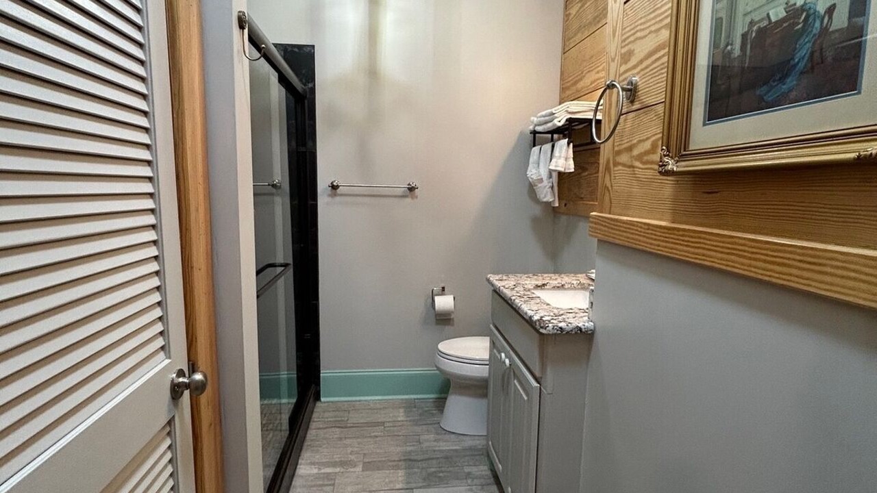 Photo of Bathroom in Carthage