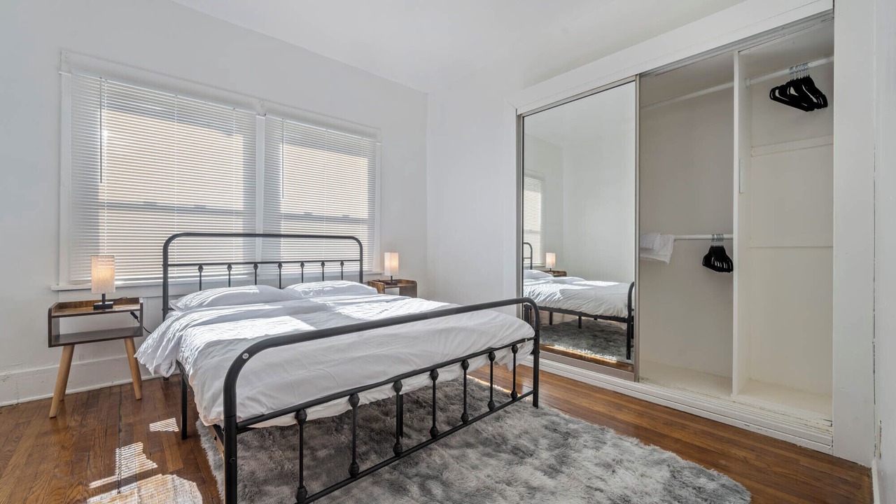 Photo of Bedroom in Downtown Los Angeles