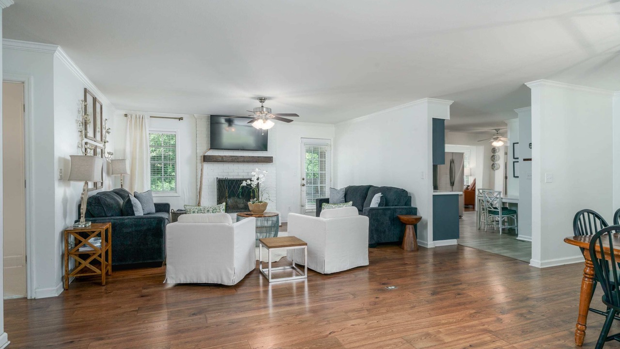 Photo of Livingroom in Northport