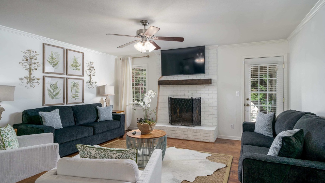 Photo of Livingroom in Northport