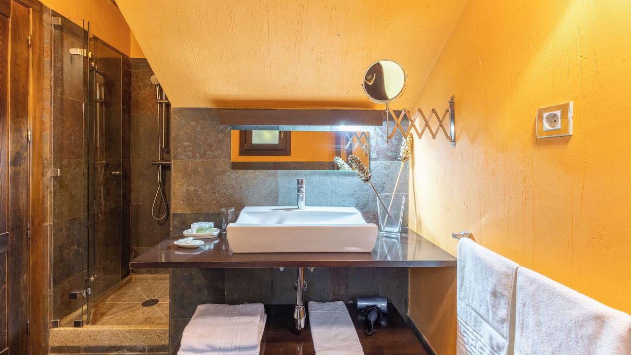 Photo of Bathroom in Braojos