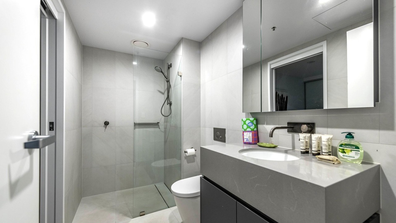 Photo of Bathroom in Reid