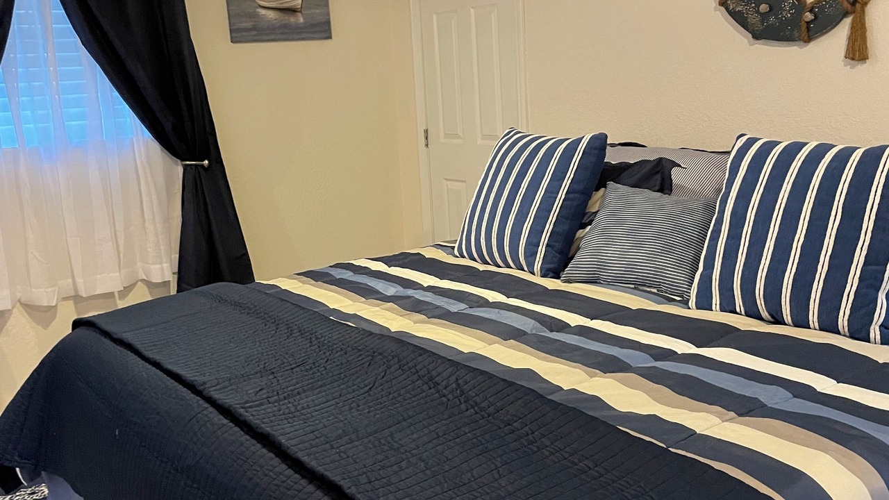 Photo of Bedroom in Gulf Hills
