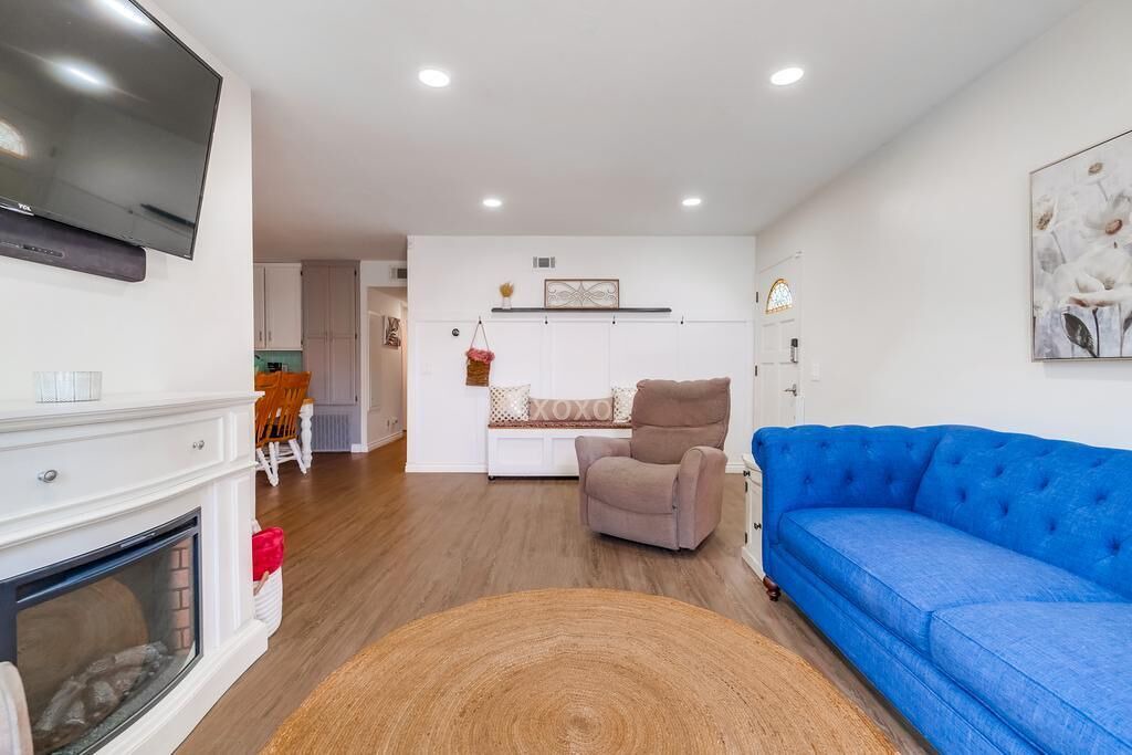 Photo of Livingroom in Cypress