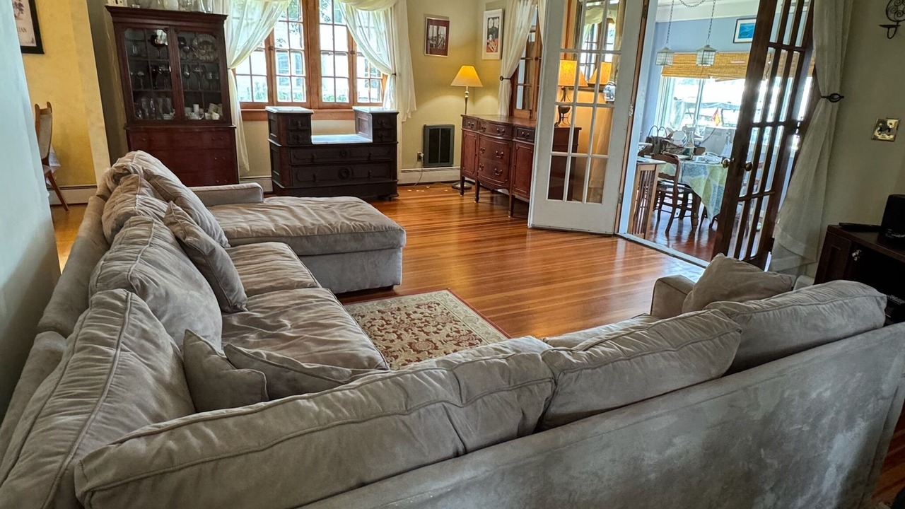 Photo of Livingroom in Lakeville