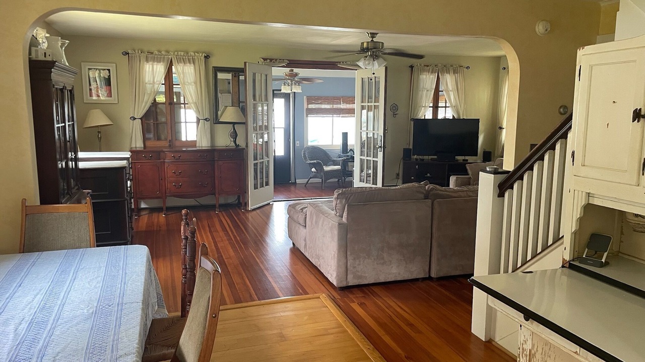 Photo of Livingroom in Lakeville