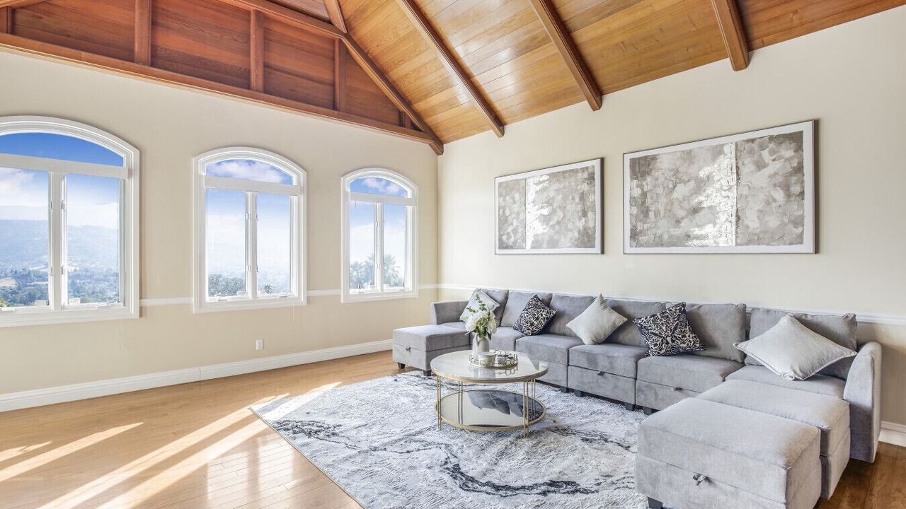 Photo of Livingroom in South San Jose
