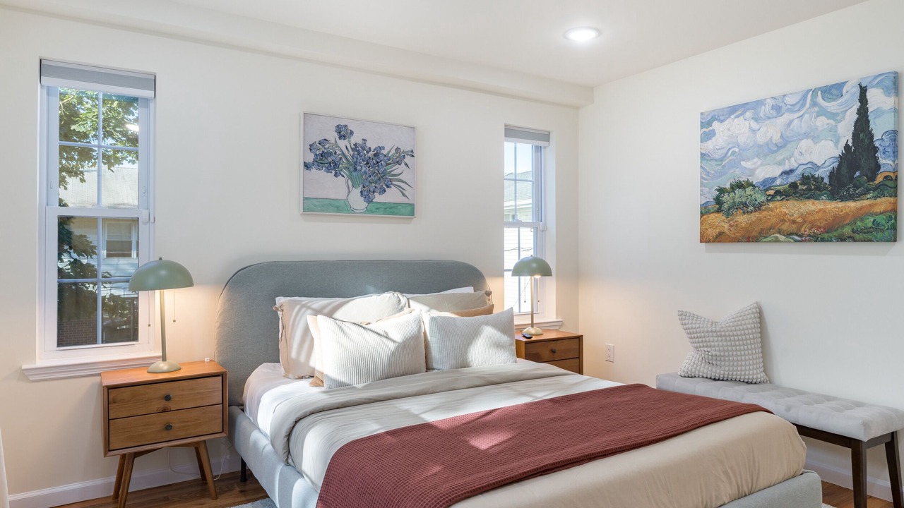 Photo of Bedroom in Newark