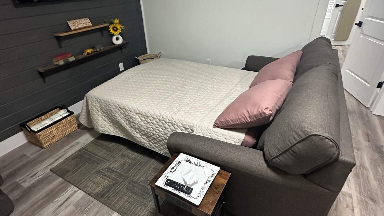 Photo of Bedroom in Opelika