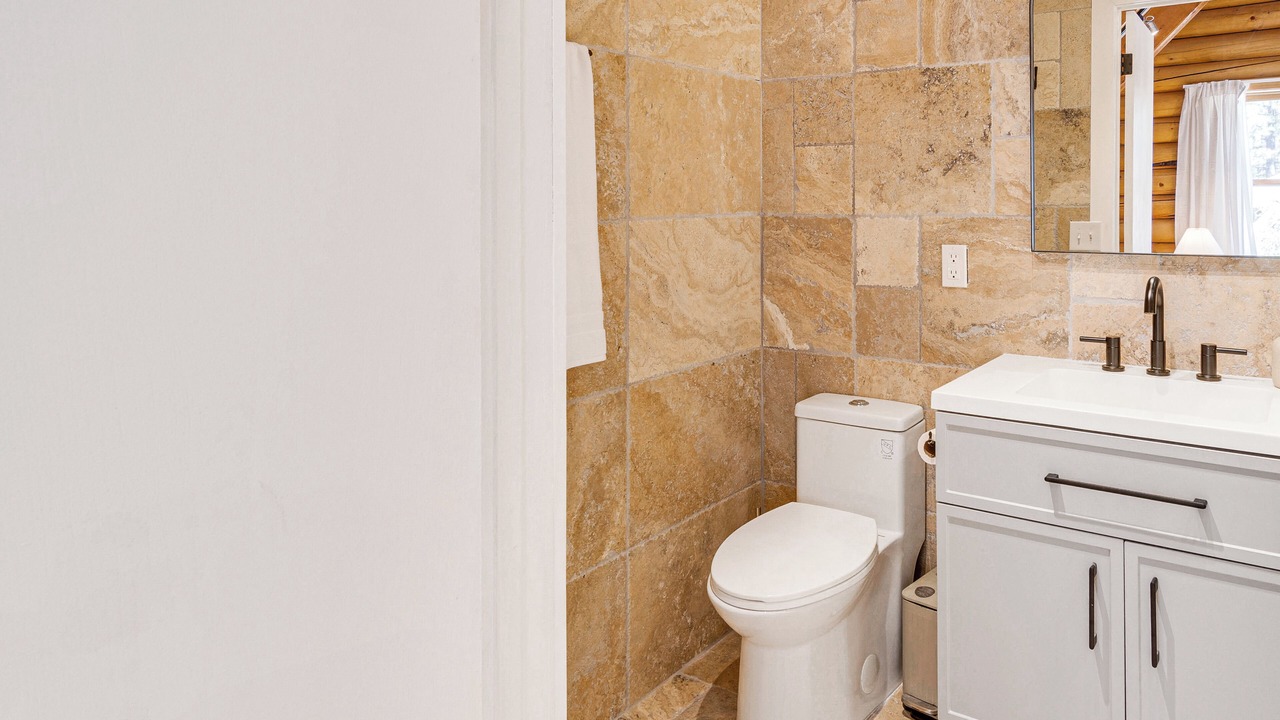 Photo of Bathroom in Pine Mountain Club