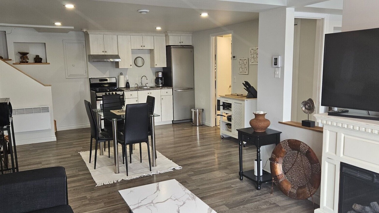 Photo of Livingroom in Sherbrooke
