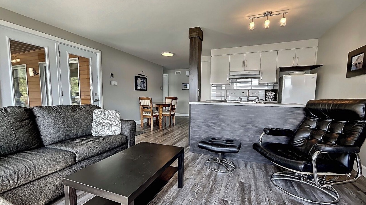 Photo of Livingroom in L'Anse-Saint-Jean
