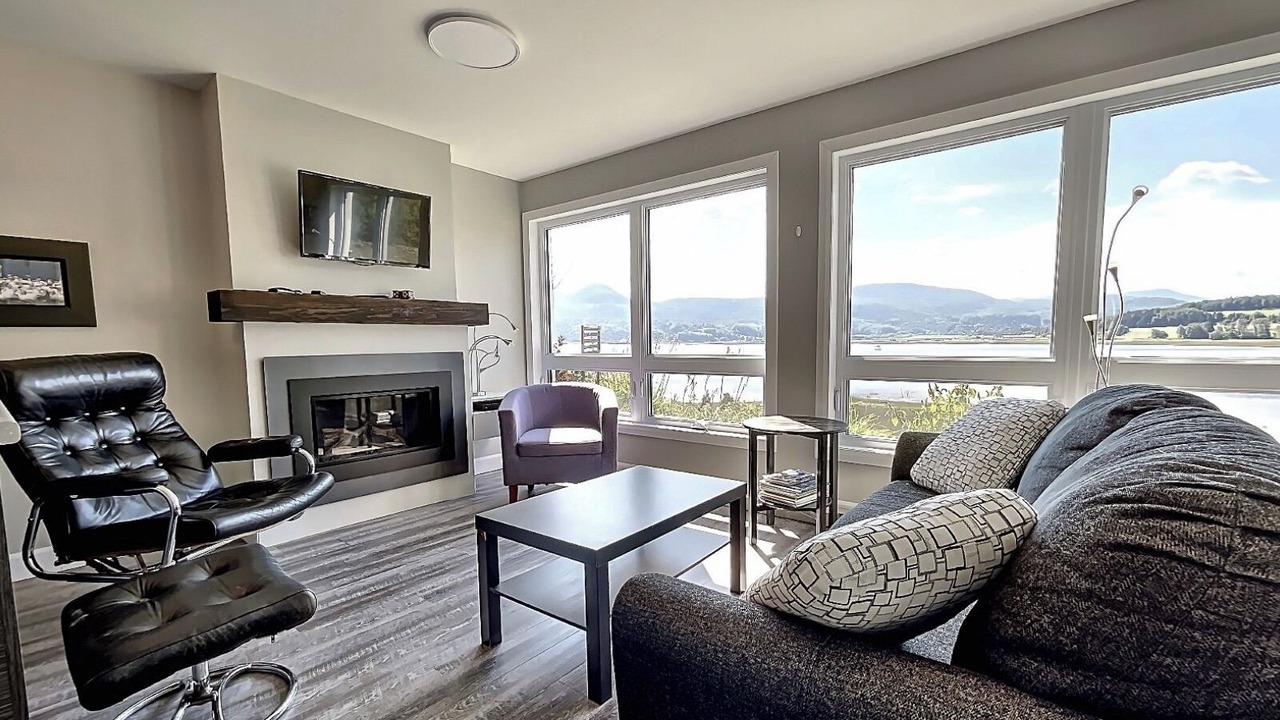 Photo of Livingroom in L'Anse-Saint-Jean