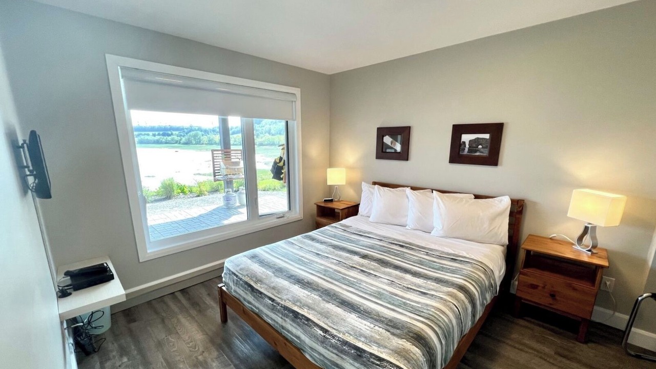 Photo of Bedroom in L'Anse-Saint-Jean