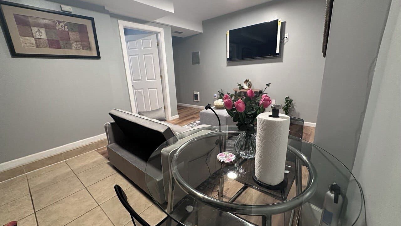 Photo of Livingroom in Newark