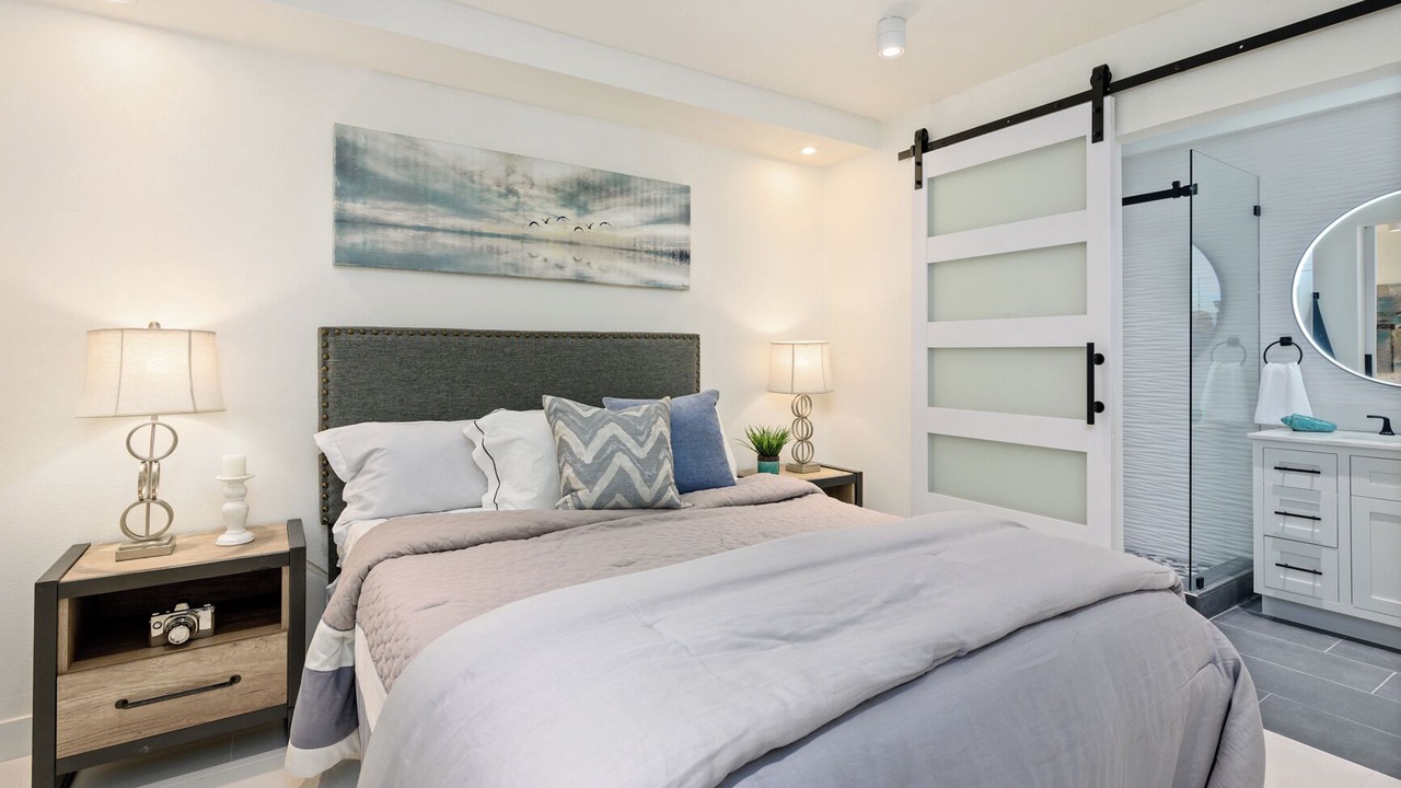 Photo of Bedroom in West Newport