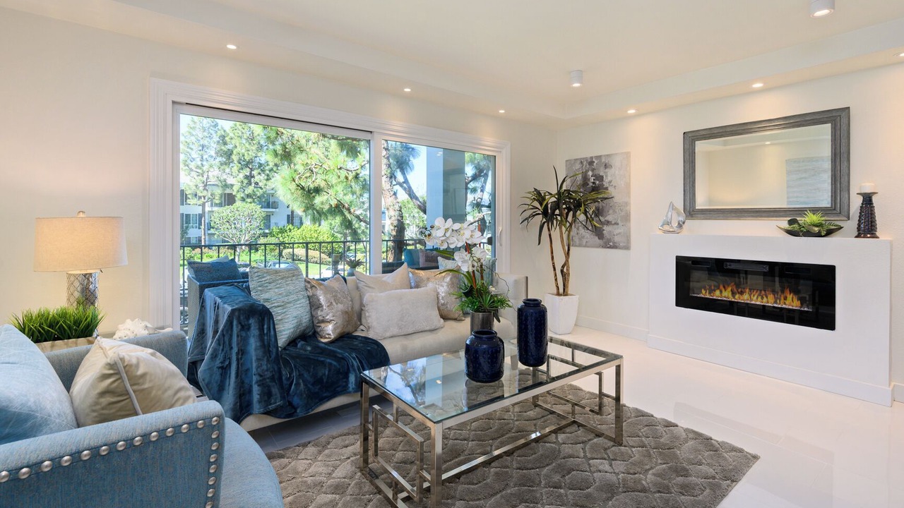 Photo of Livingroom in West Newport